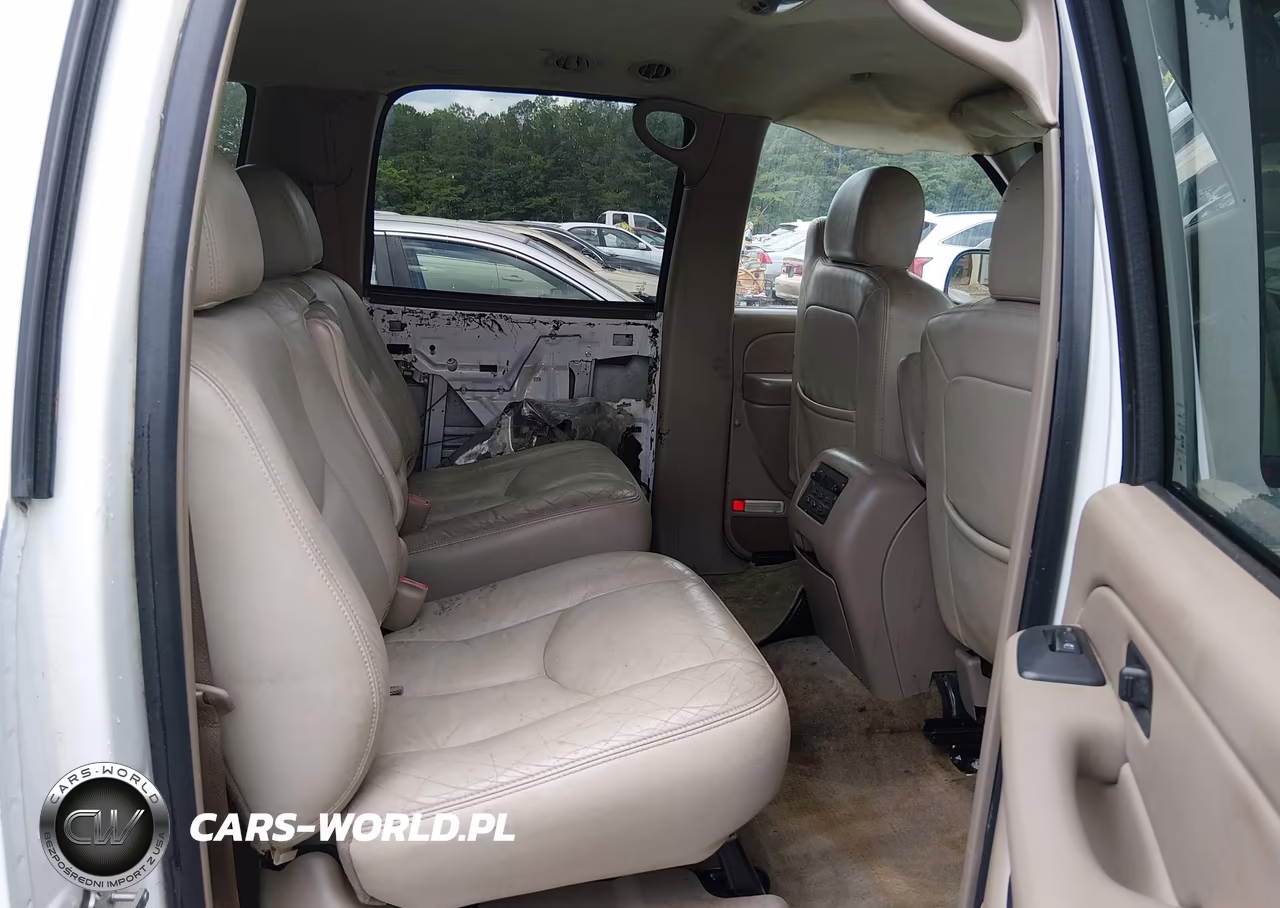 2004 Chevrolet Suburban 1500 Lt VIN:1GNEC16Z14J225981 - 8