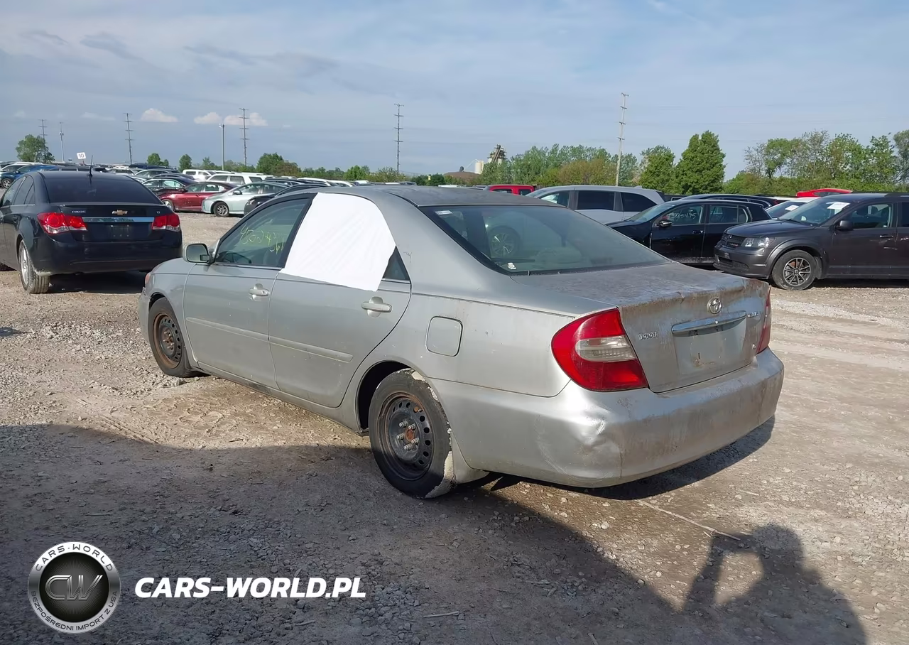 2004 Toyota Camry Le V6 VIN:4T1BF30K14U571467 - 3