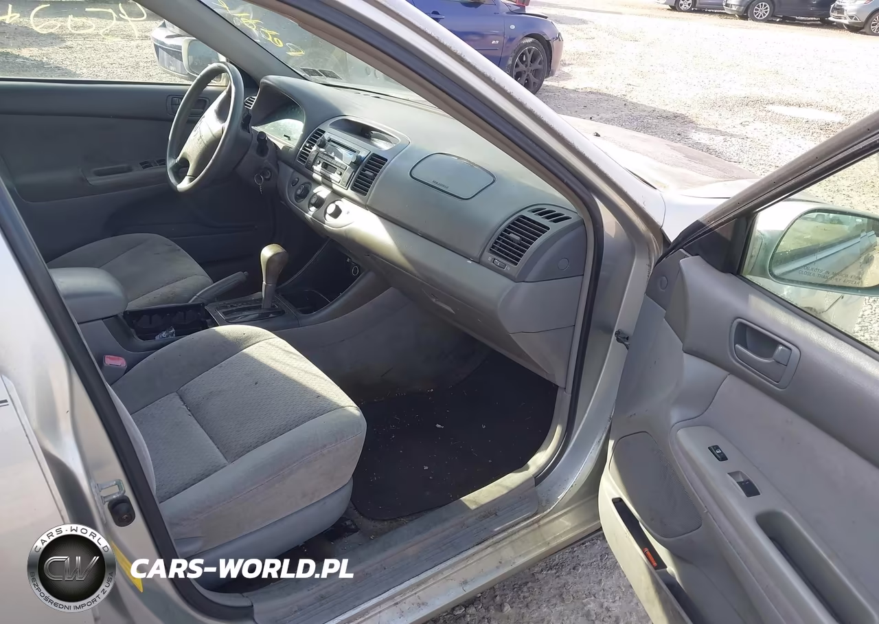 2004 Toyota Camry Le V6 VIN:4T1BF30K14U571467 - 5