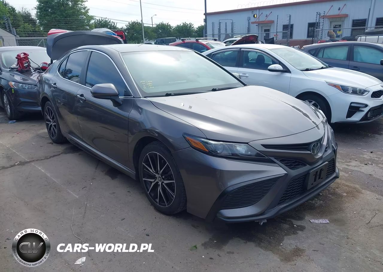 2021 Toyota Camry Se – zdjęcie 1 z 17