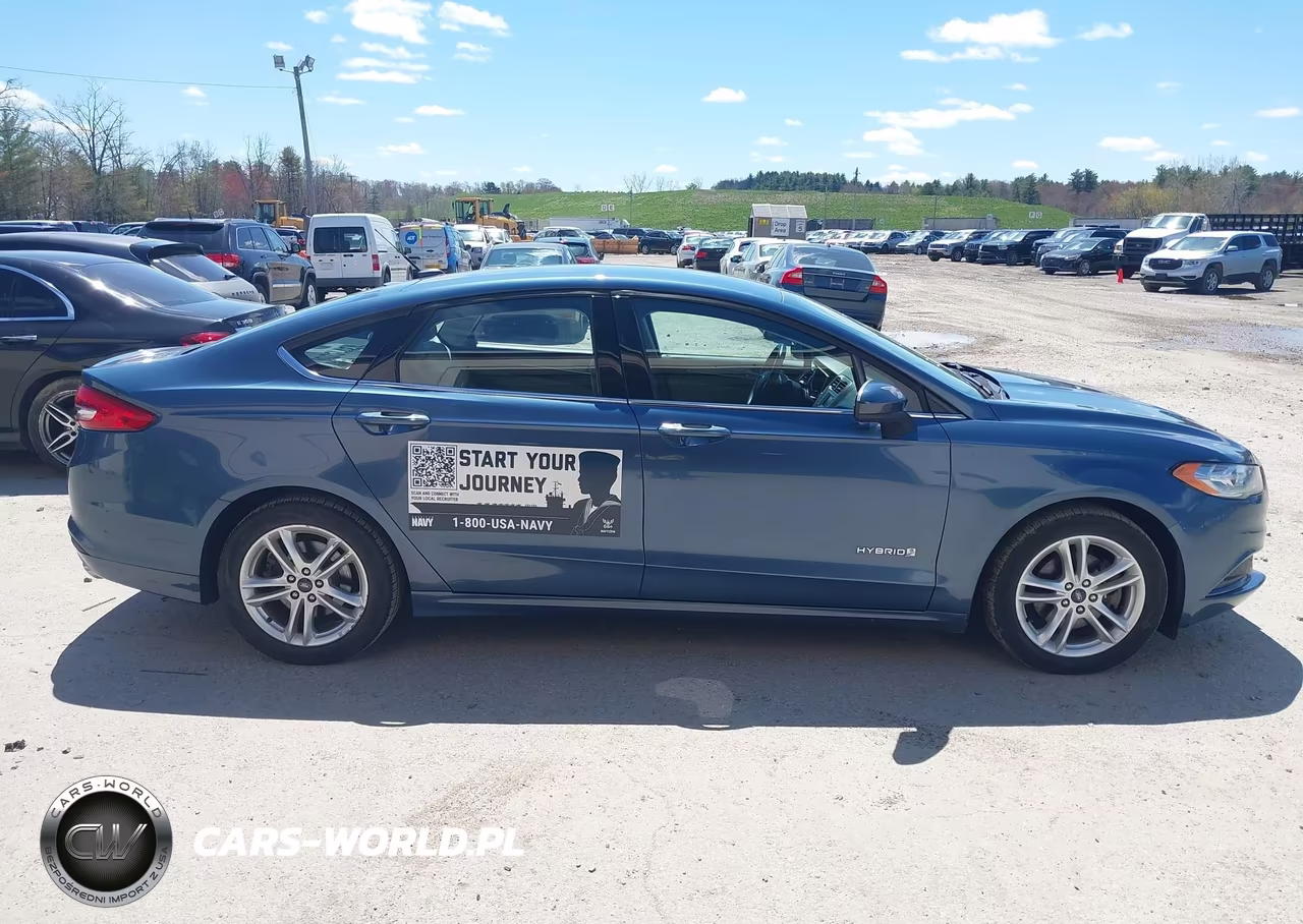 2018 Ford Fusion Hybrid S VIN:3FA6P0UU1JR243469 - 14
