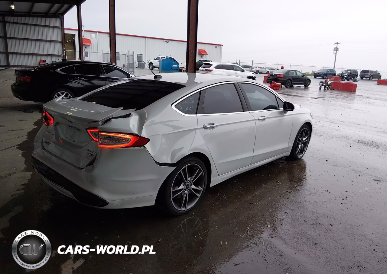 2015 Ford Fusion Titanium VIN:3FA6P0D94FR119974 - 4