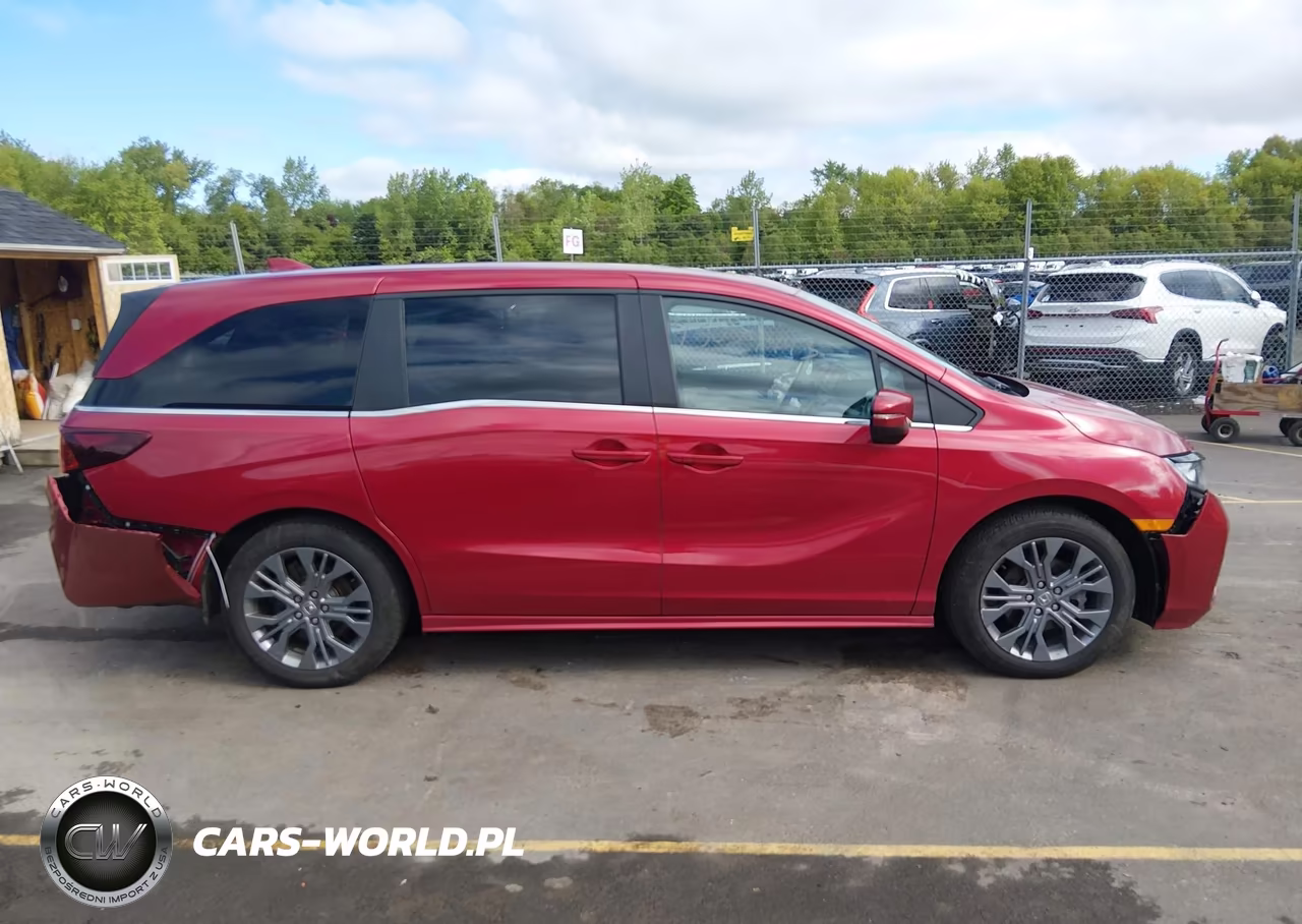2025 Honda Odyssey Touring VIN:5FNRL6H87SB011433 - 13