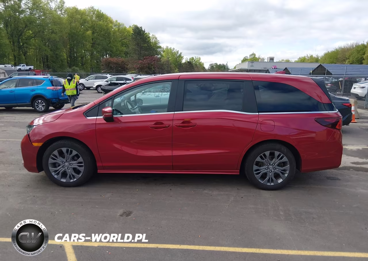 2025 Honda Odyssey Touring VIN:5FNRL6H87SB011433 - 14