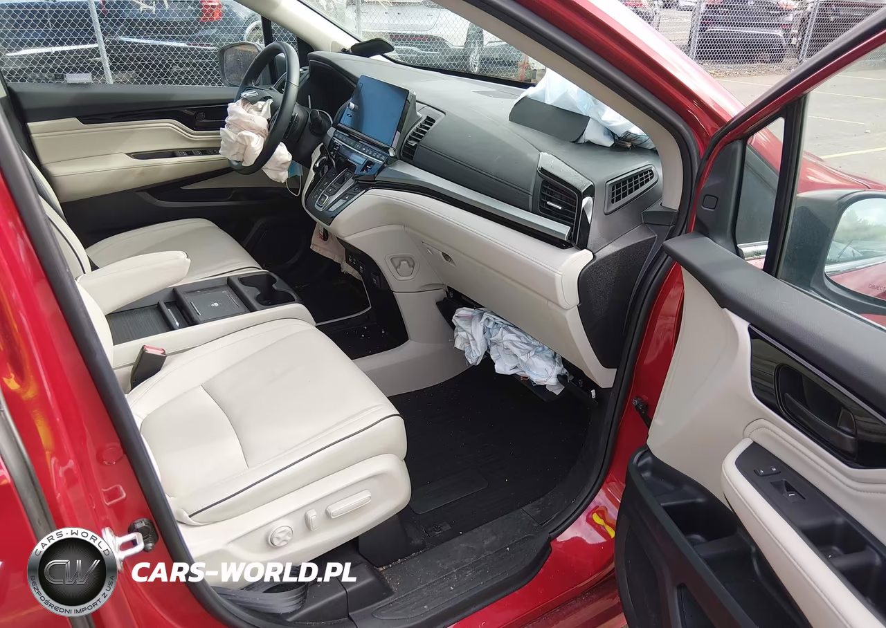 2025 Honda Odyssey Touring VIN:5FNRL6H87SB011433 - 5
