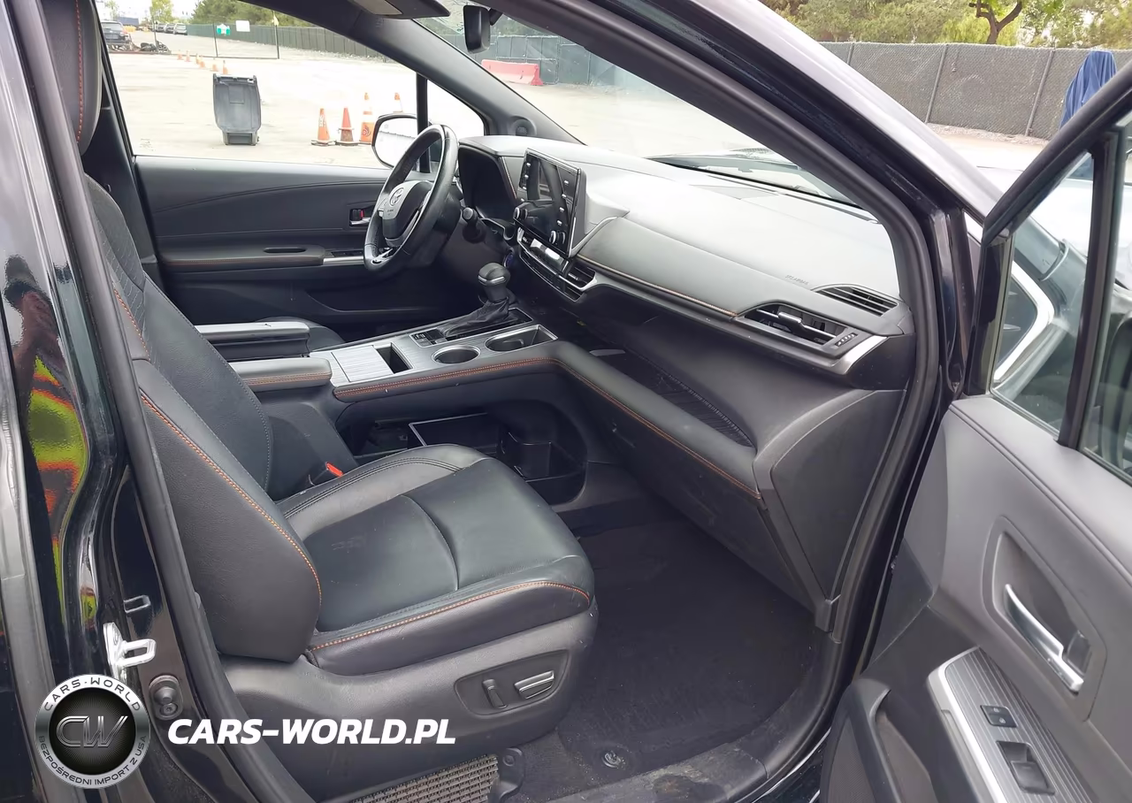 2021 Toyota Sienna Xse VIN:5TDDRKECXMS054950 - 5