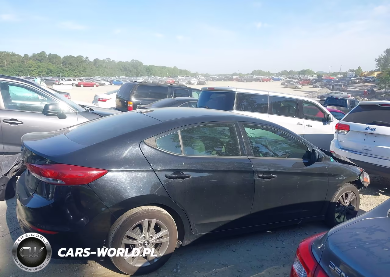 2017 Hyundai Elantra Se VIN:5NPD84LF2HH072592 - 13
