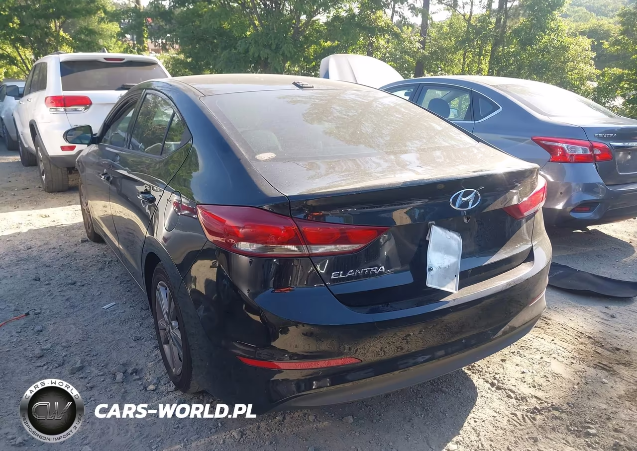 2017 Hyundai Elantra Se VIN:5NPD84LF2HH072592 - 3
