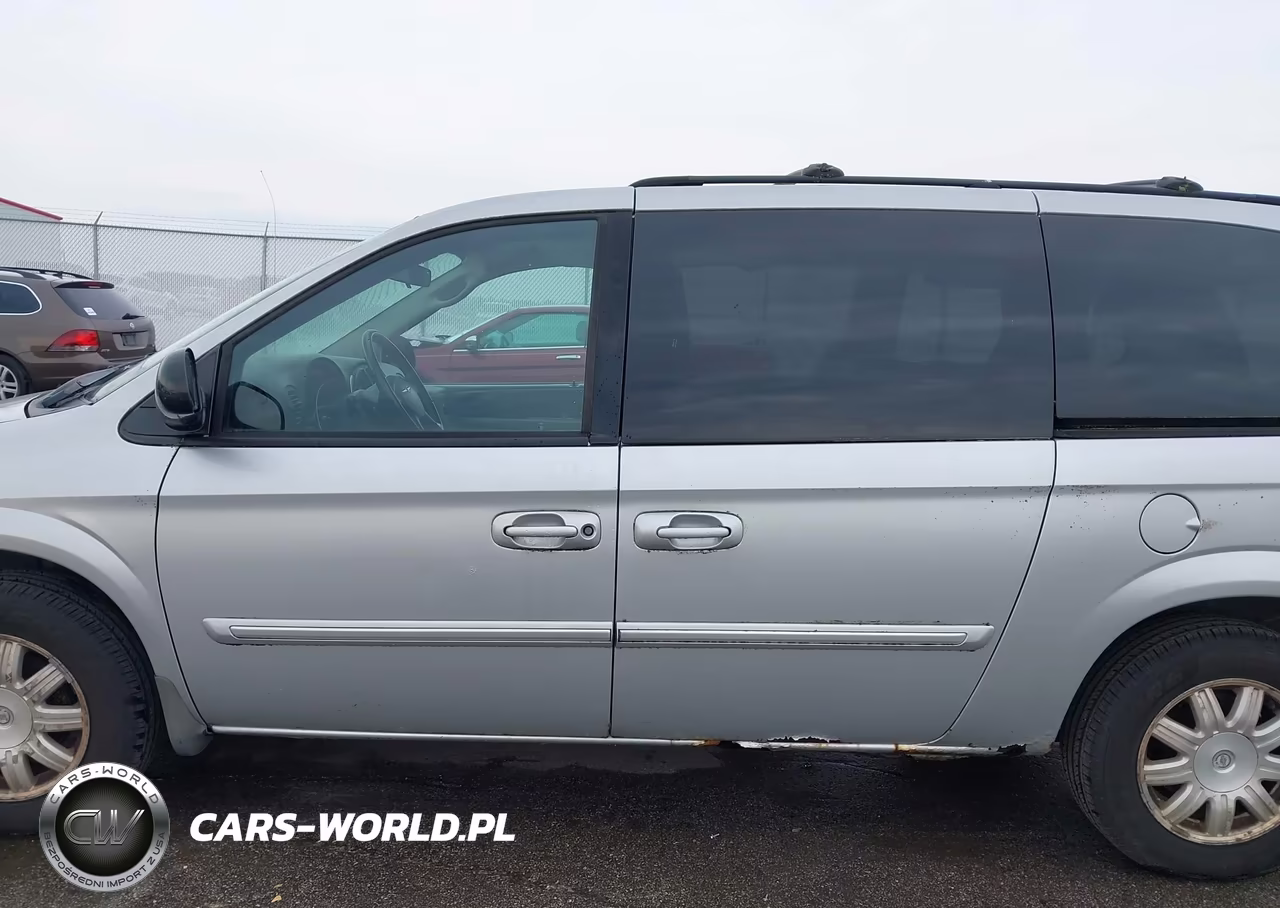 2007 Chrysler Town & Country Touring VIN:2A4GP54L97R304286 - 14