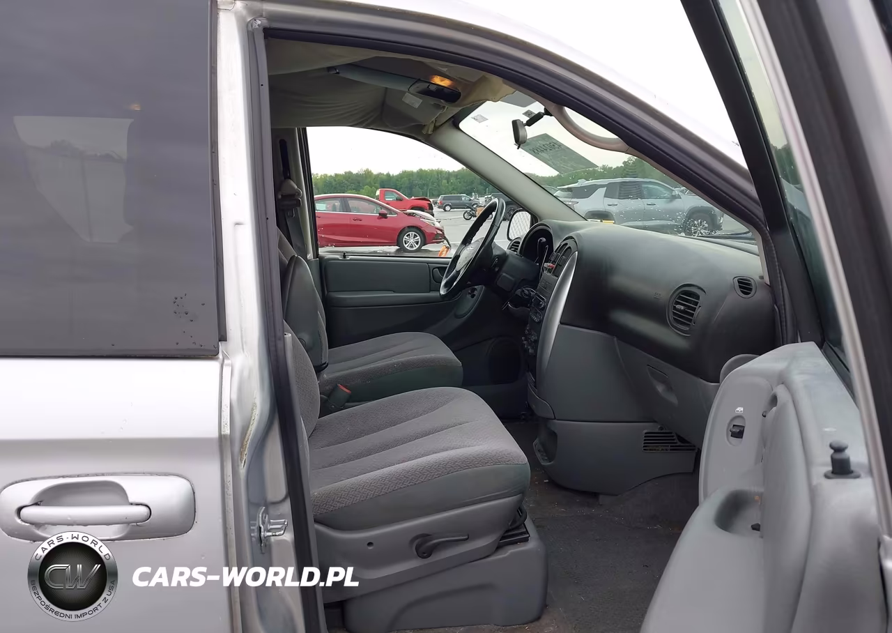 2007 Chrysler Town & Country Touring VIN:2A4GP54L97R304286 - 5