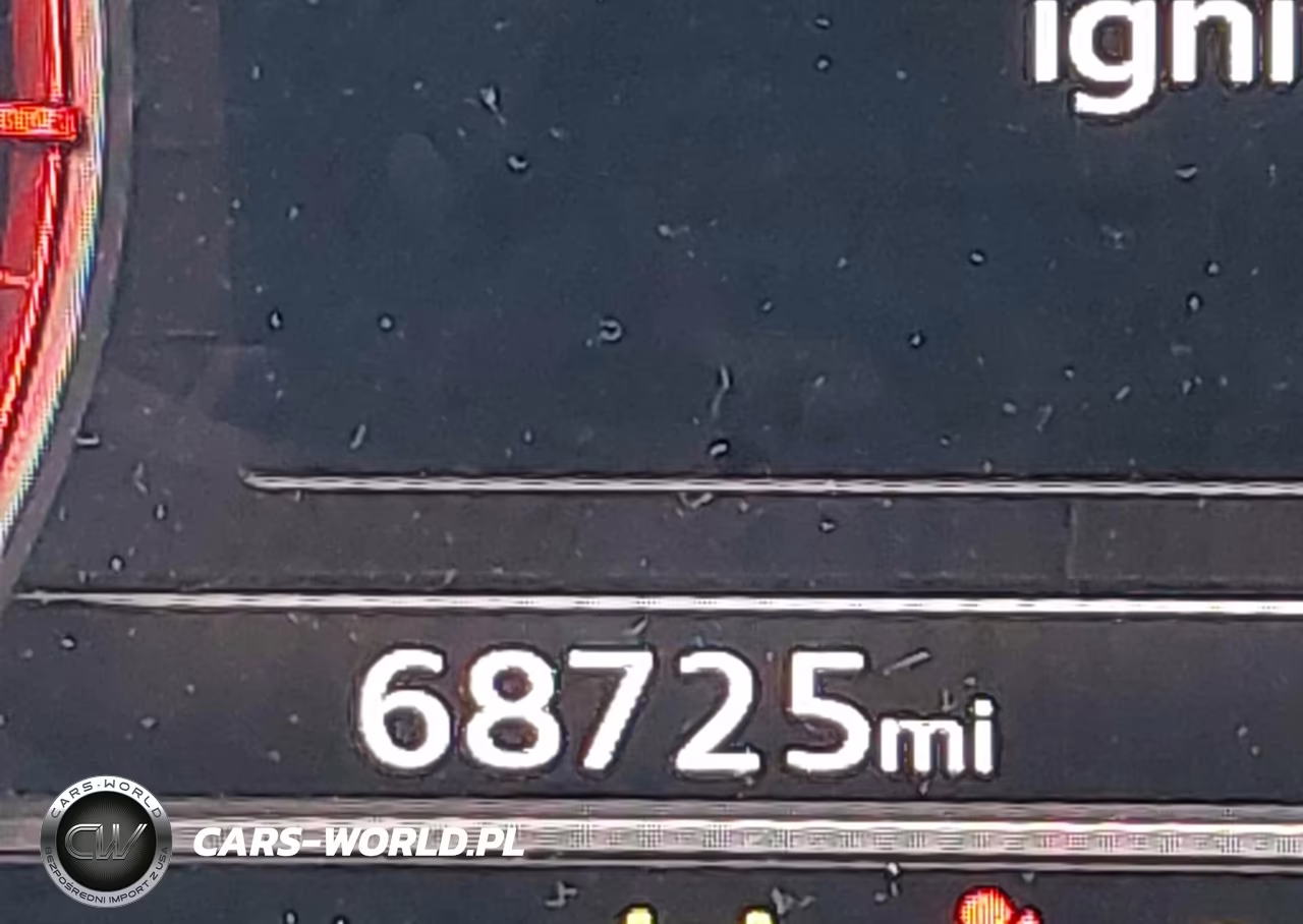 2018 Audi Q5 2.0T Premium-2.0T Tech Premium VIN:WA1BNAFY0J2084012 - 16