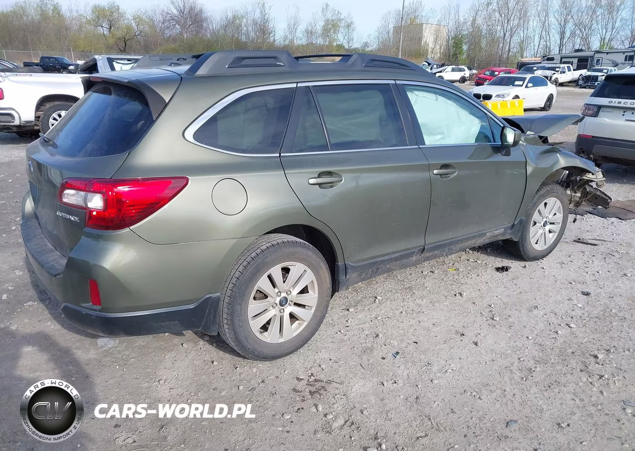 2015 Subaru Outback 2.5I Premium VIN:4S4BSBEC2F3267936 - 4