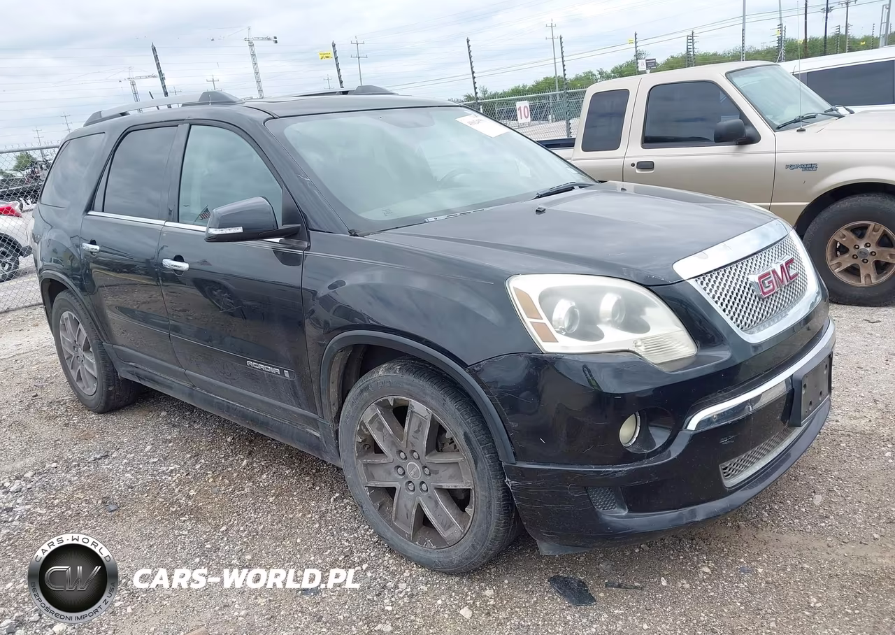 2011 GMC Acadia Denali