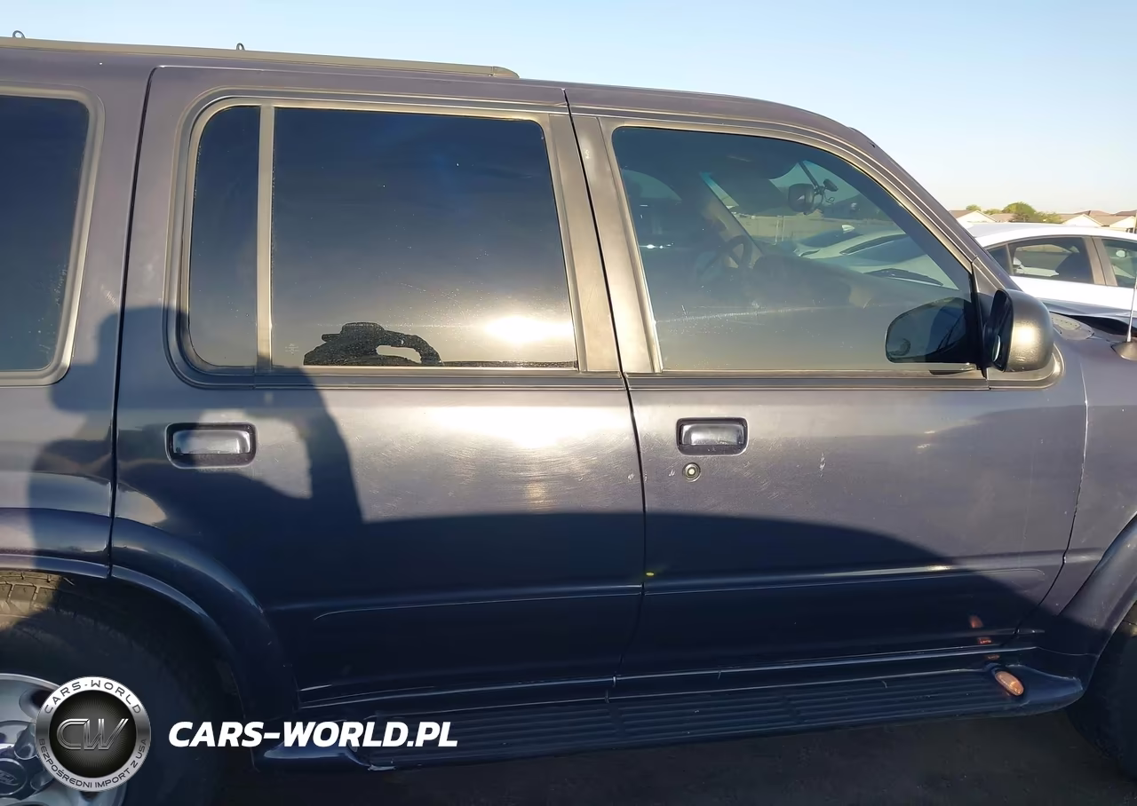 1999 Ford Explorer Eddie Bauer-Limited-Xlt VIN:1FMZU34E9XZA02530 - 13