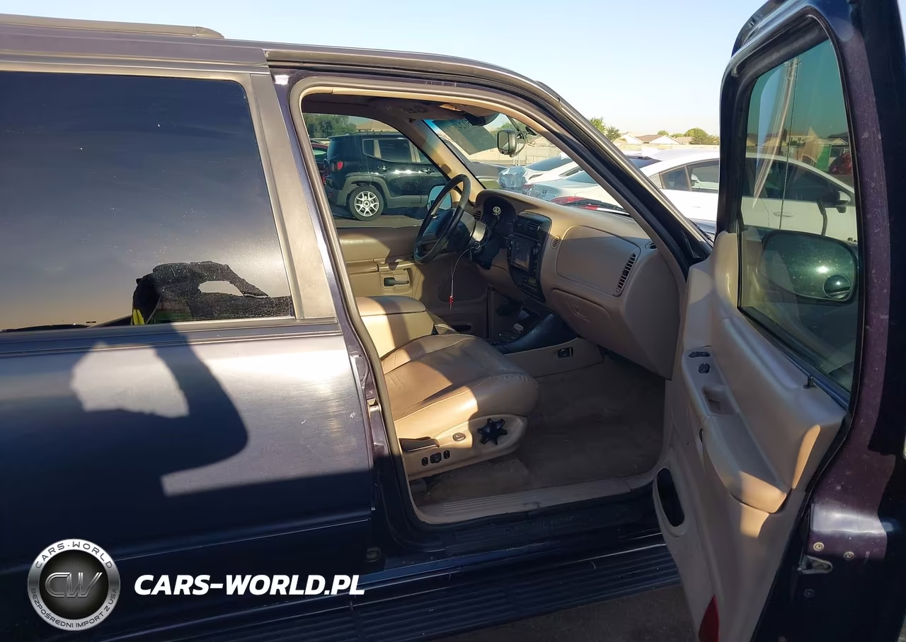 1999 Ford Explorer Eddie Bauer-Limited-Xlt VIN:1FMZU34E9XZA02530 - 5
