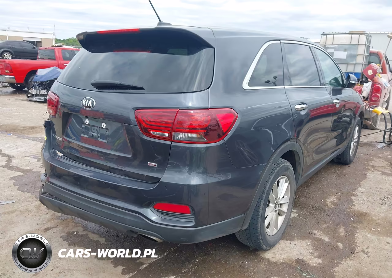 2019 Kia Sorento 2.4L Lx VIN:5XYPG4A36KG520890 - 4
