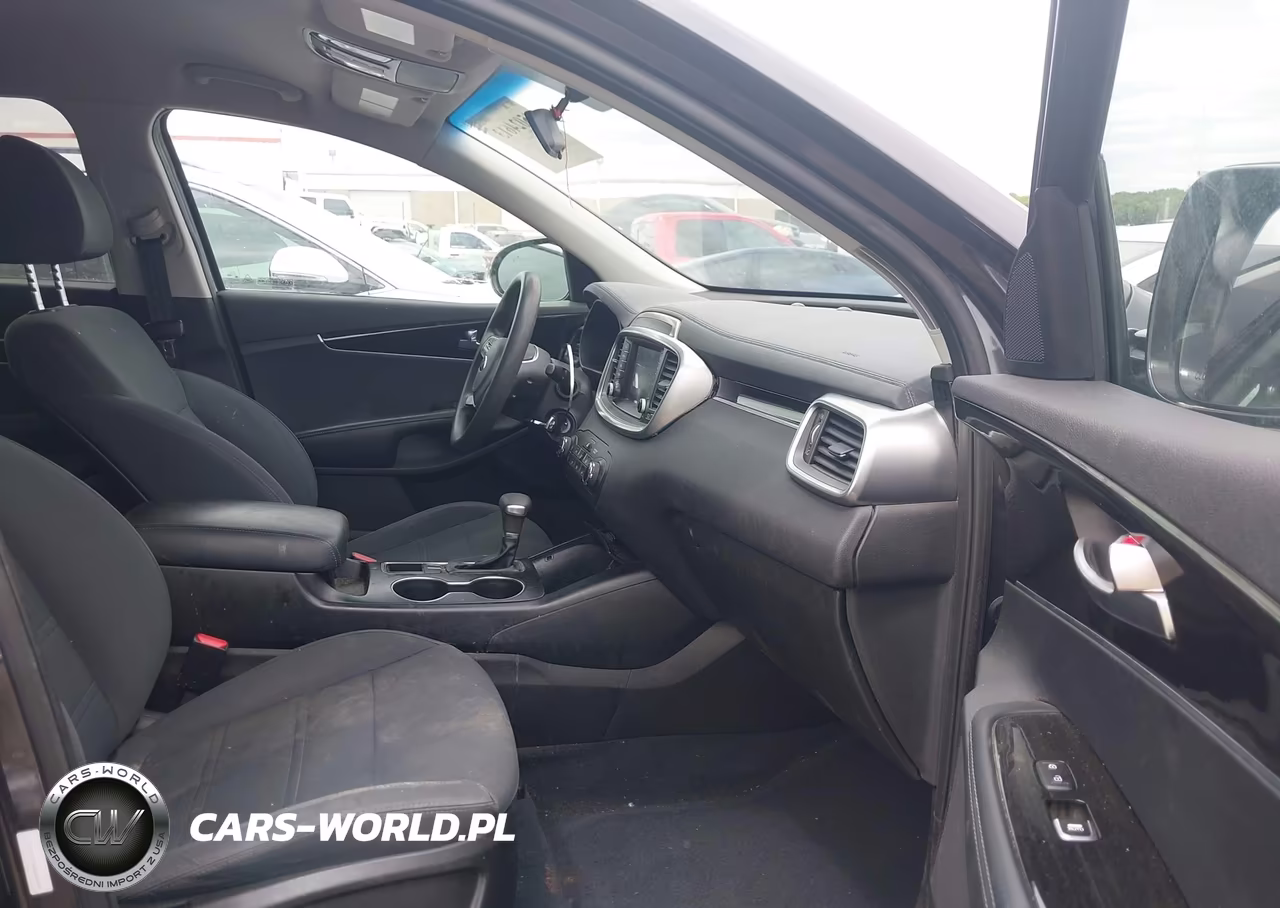 2019 Kia Sorento 2.4L Lx VIN:5XYPG4A36KG520890 - 5