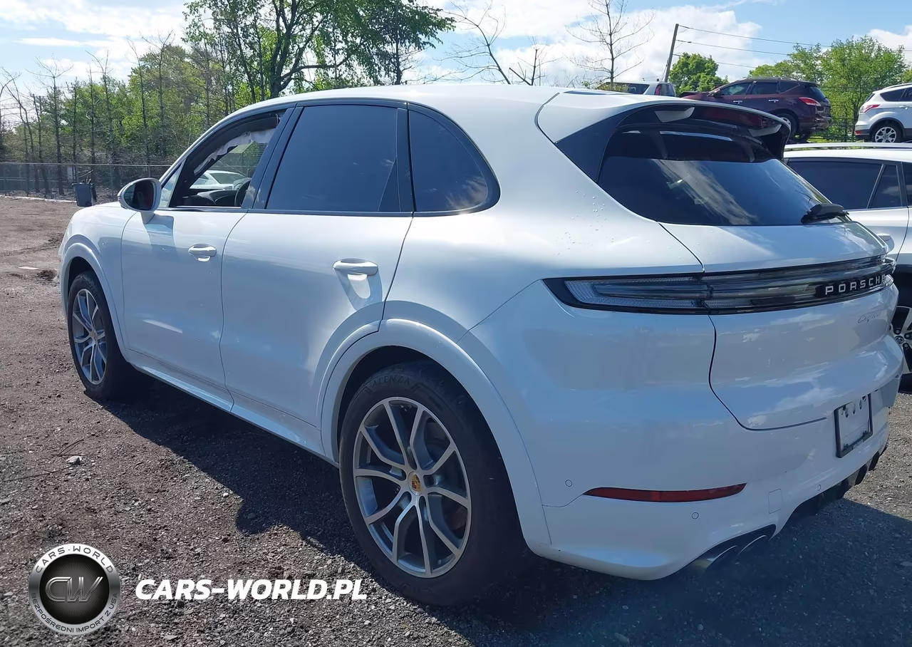 2024 Porsche Cayenne VIN:WP1AA2AY1RDA09537 - 3