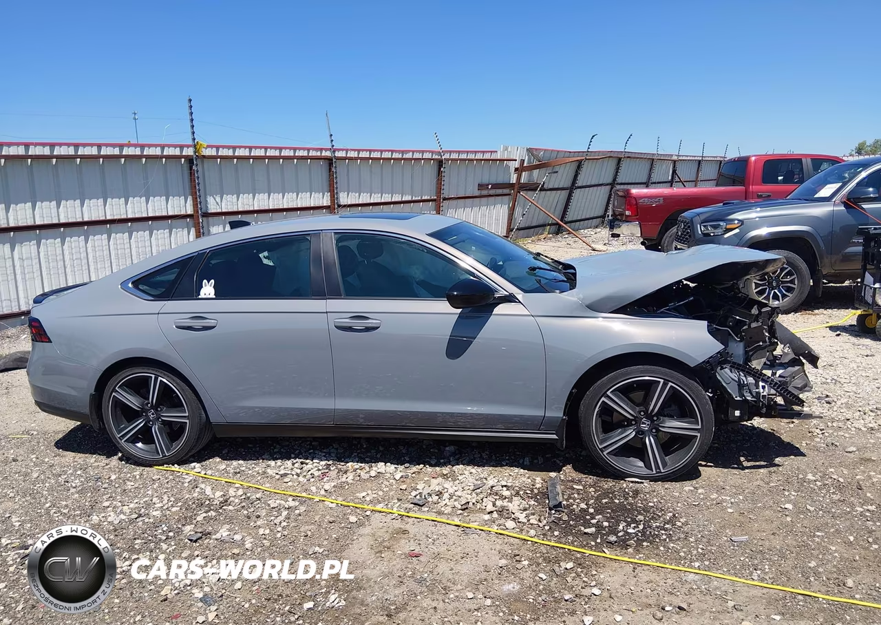 2023 Honda Accord Hybrid Sport VIN:1HGCY2F56PA065428 - 13