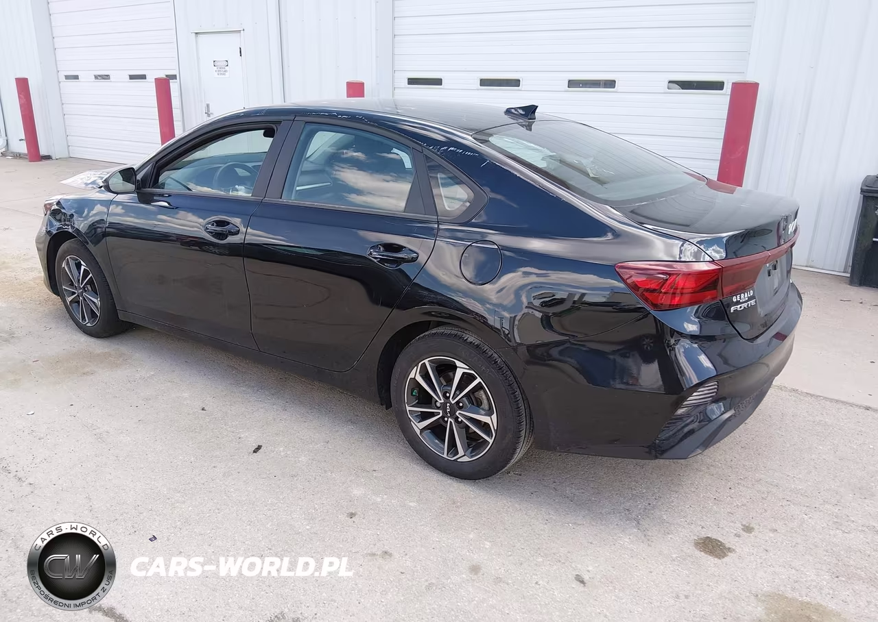 2024 Kia Forte Lxs VIN:3KPF24AD8RE818805 - 3