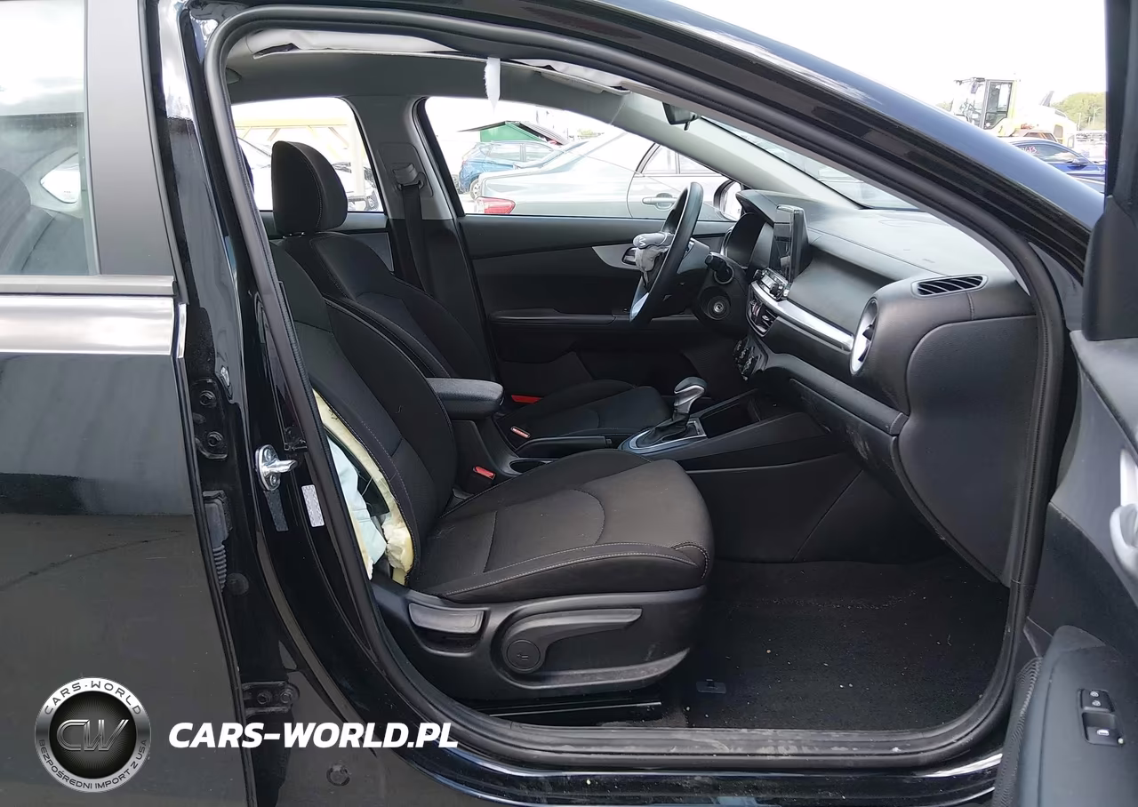 2024 Kia Forte Lxs VIN:3KPF24AD8RE818805 - 5