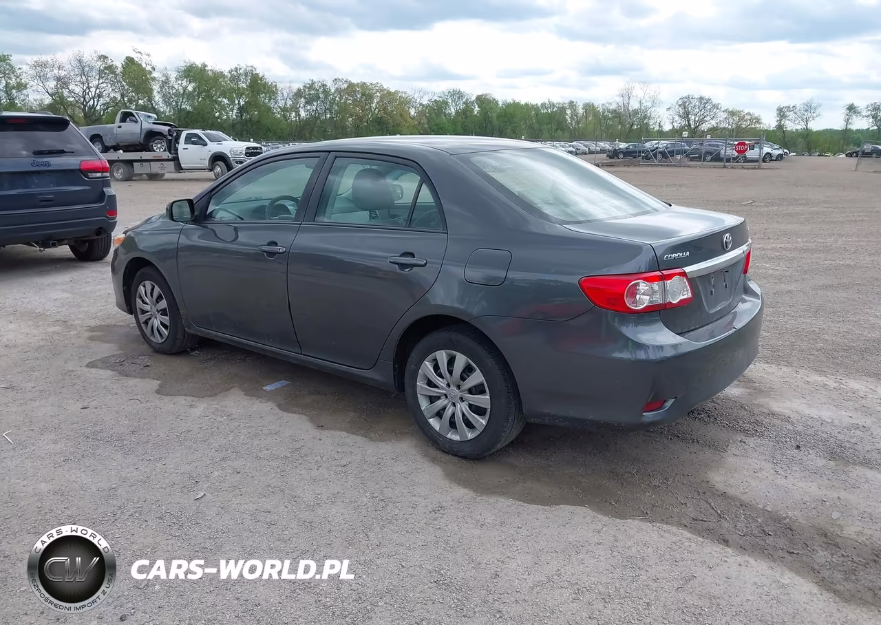 2012 Toyota Corolla Le VIN:2T1BU4EE0CC879955 - 3