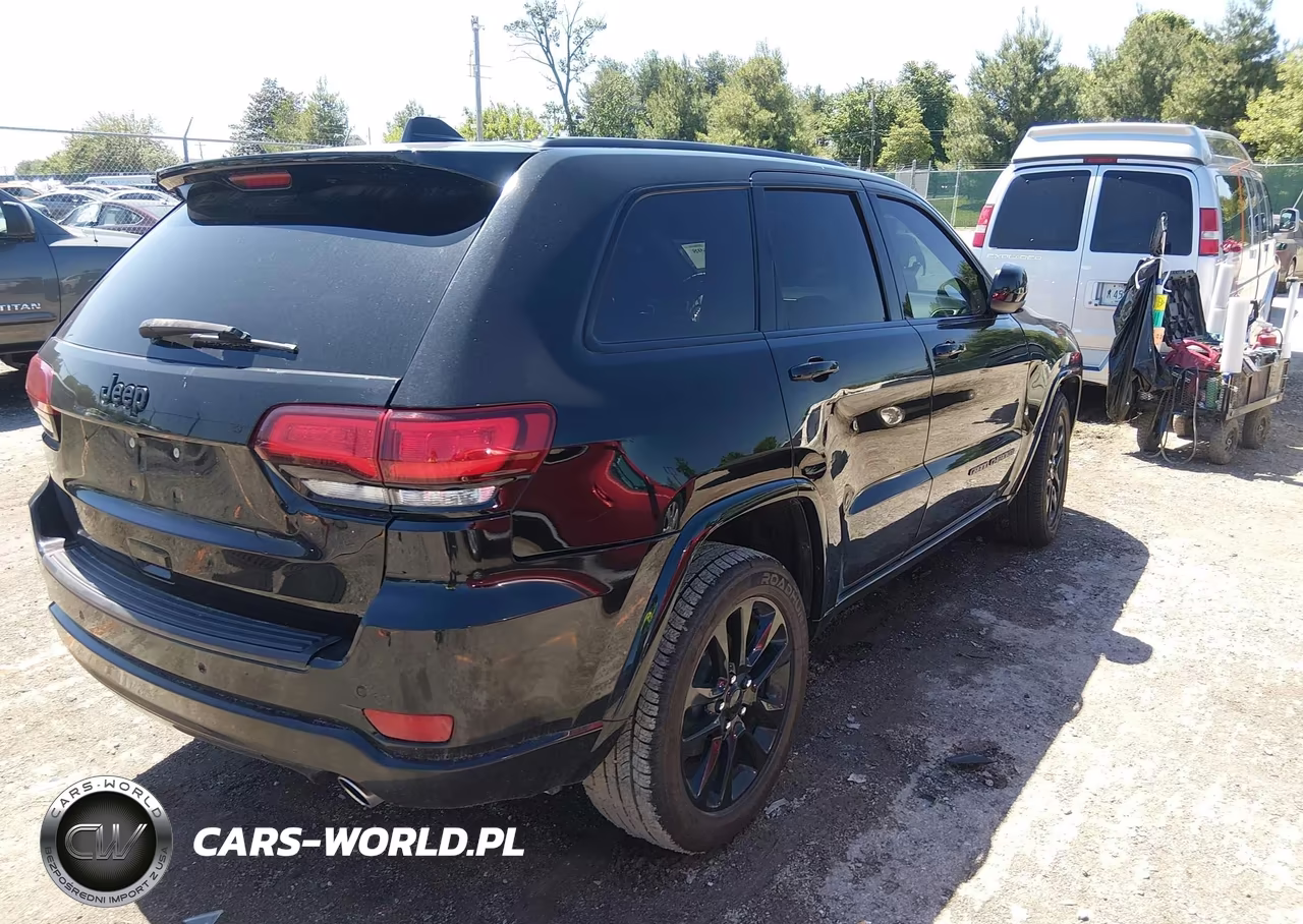 2018 Jeep Grand Cherokee Altitude 4X2 VIN:1C4RJEAG7JC485198 - 4