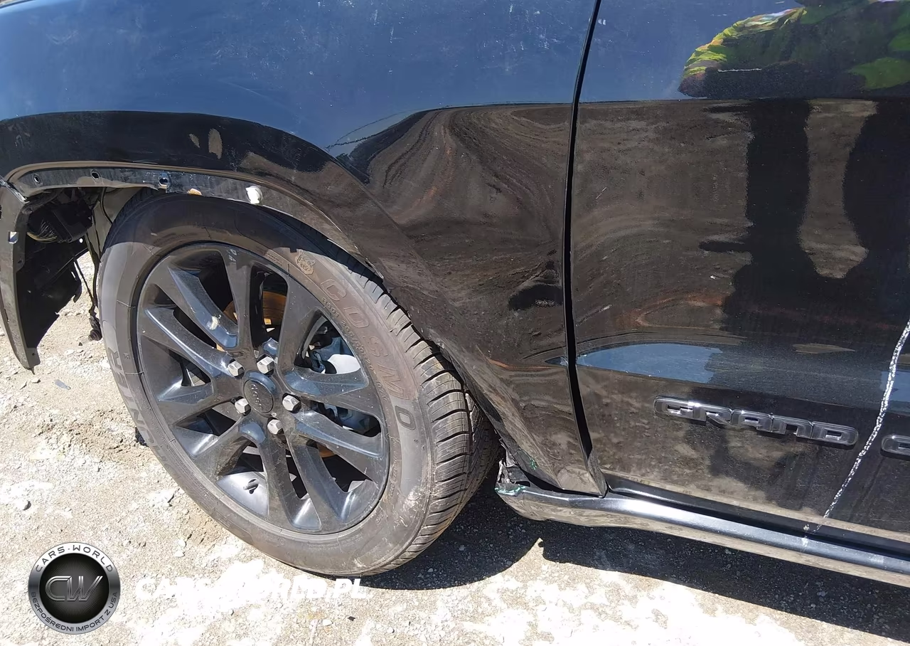2018 Jeep Grand Cherokee Altitude 4X2 VIN:1C4RJEAG7JC485198 - 6
