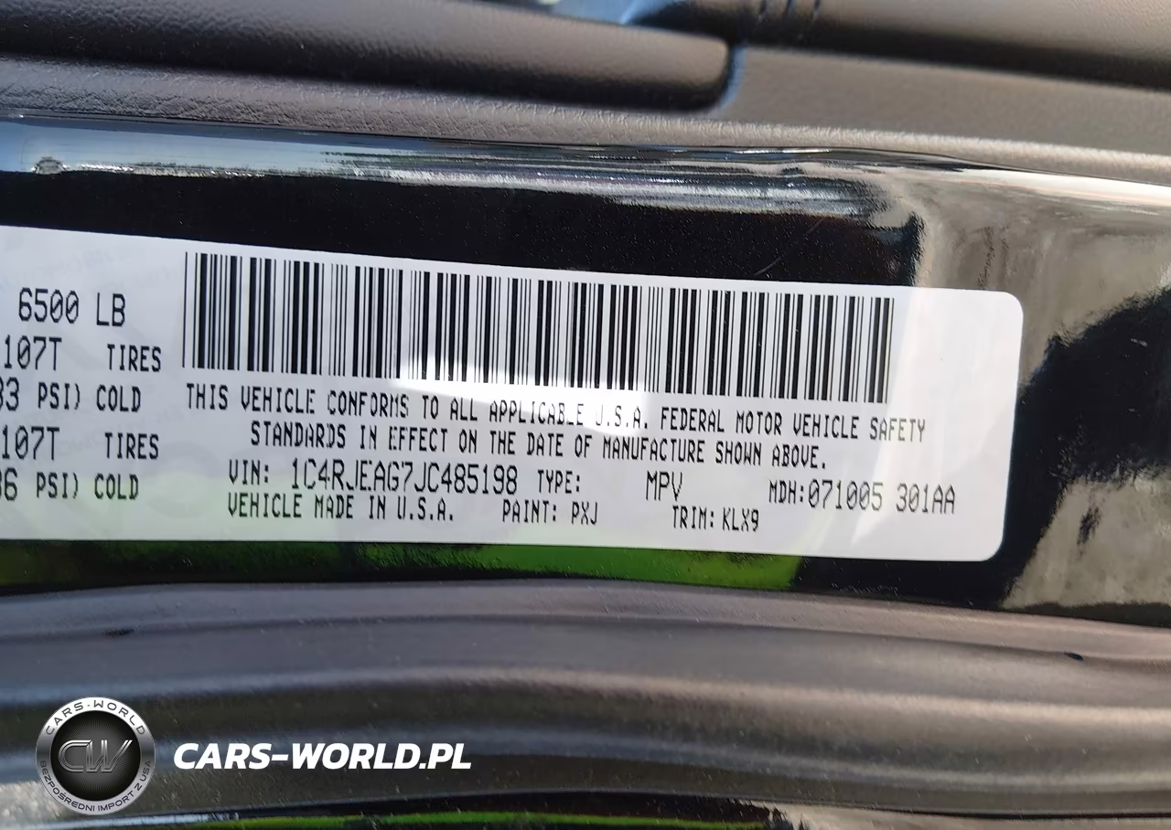 2018 Jeep Grand Cherokee Altitude 4X2 VIN:1C4RJEAG7JC485198 - 9