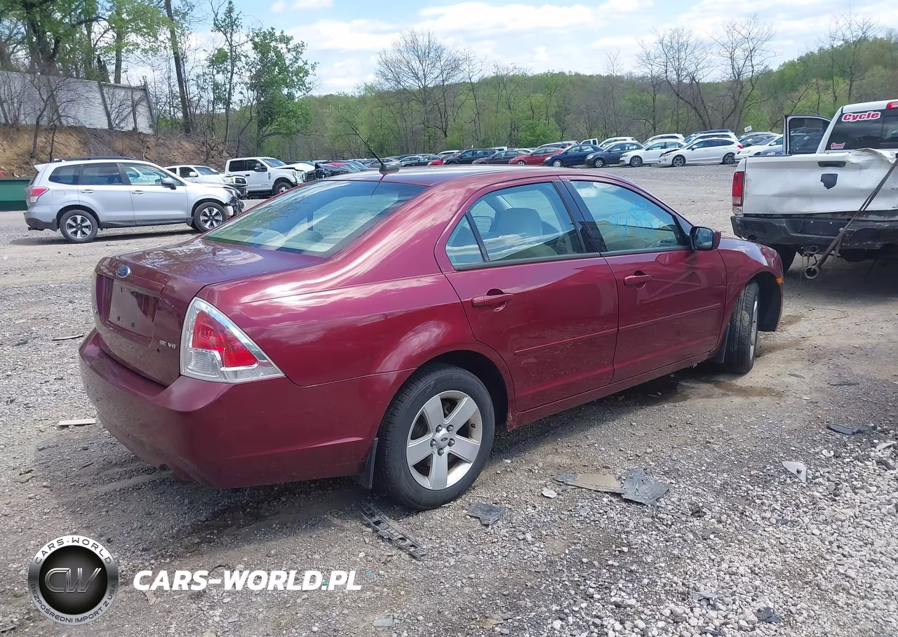 2007 Ford Fusion Se VIN:3FAHP07107R129949 - 4