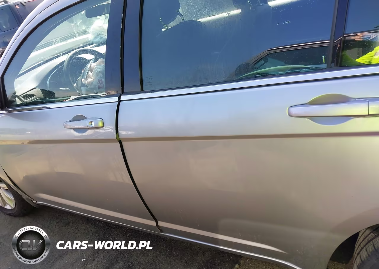 2014 Chrysler 200 Touring VIN:1C3CCBBGXEN119652 - 14
