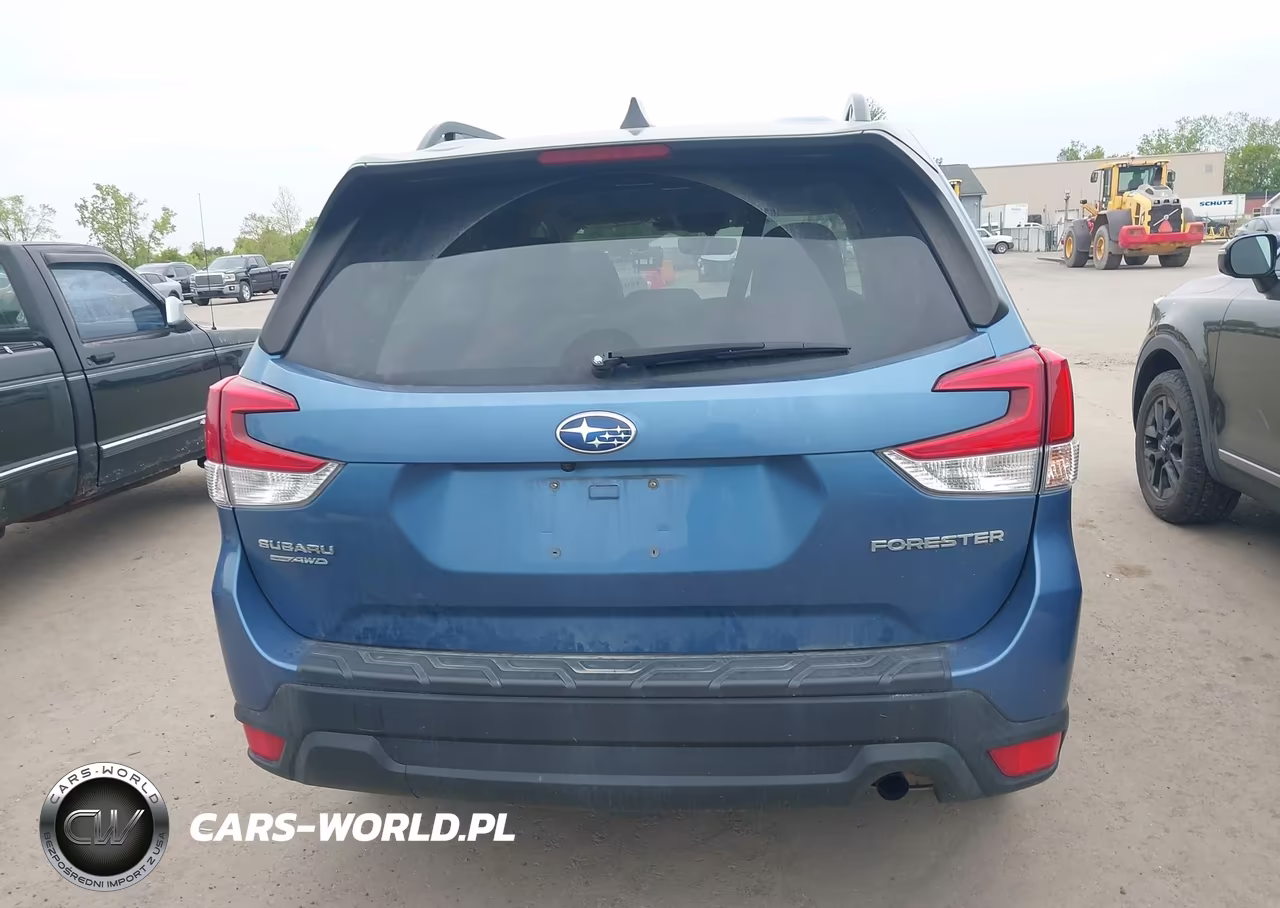 2024 Subaru Forester Premium VIN:JF2SKACC1RH415973 - 16