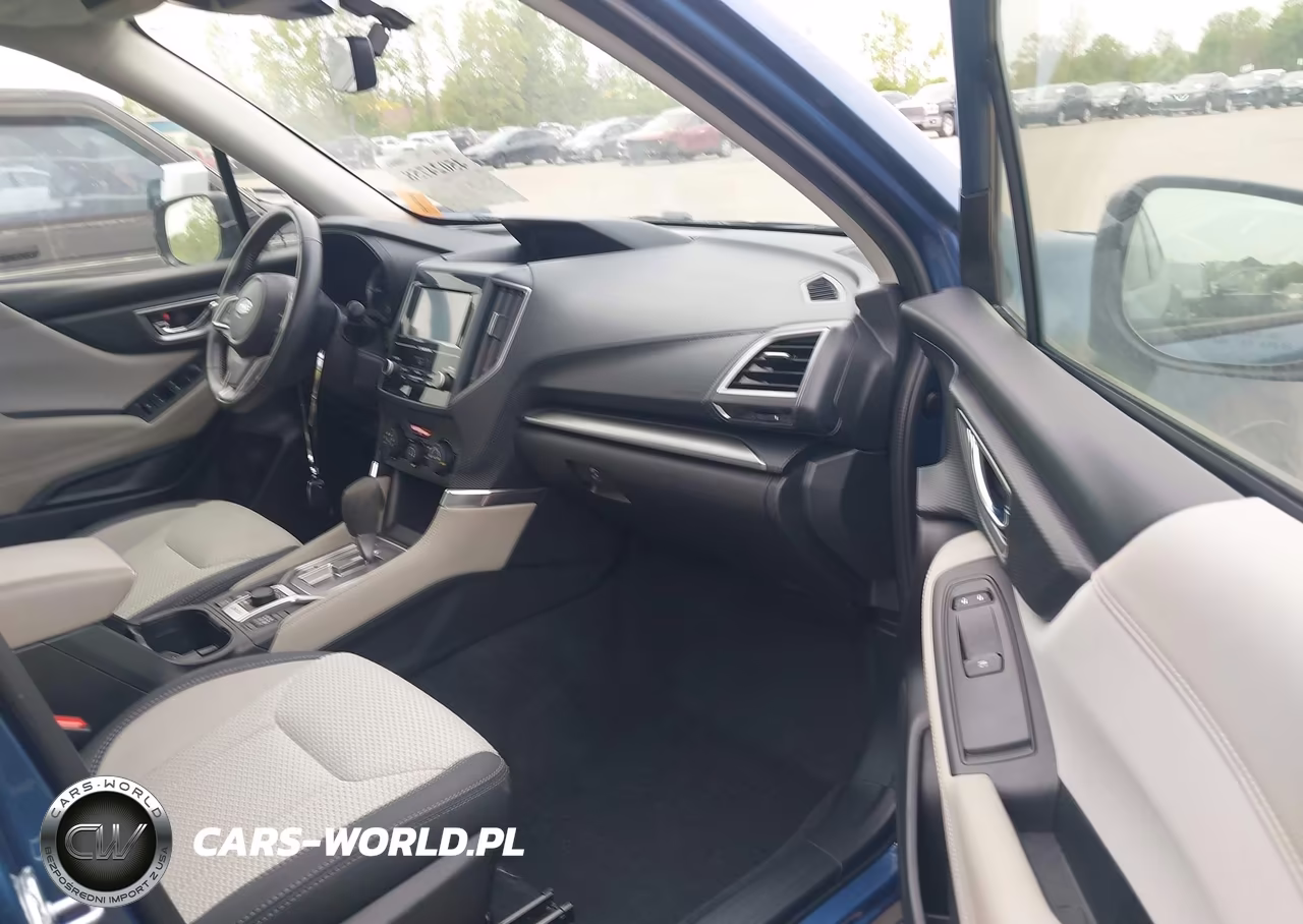 2024 Subaru Forester Premium VIN:JF2SKACC1RH415973 - 5