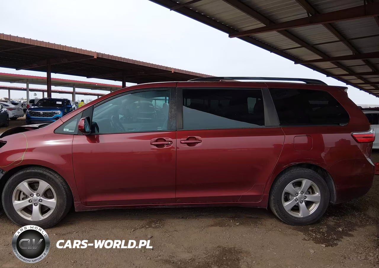 2016 Toyota Sienna Le 8 Passenger VIN:5TDKK3DC1GS709083 - 15