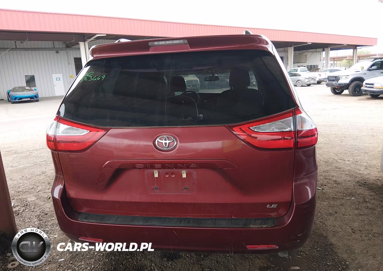 2016 Toyota Sienna Le 8 Passenger VIN:5TDKK3DC1GS709083 - 17