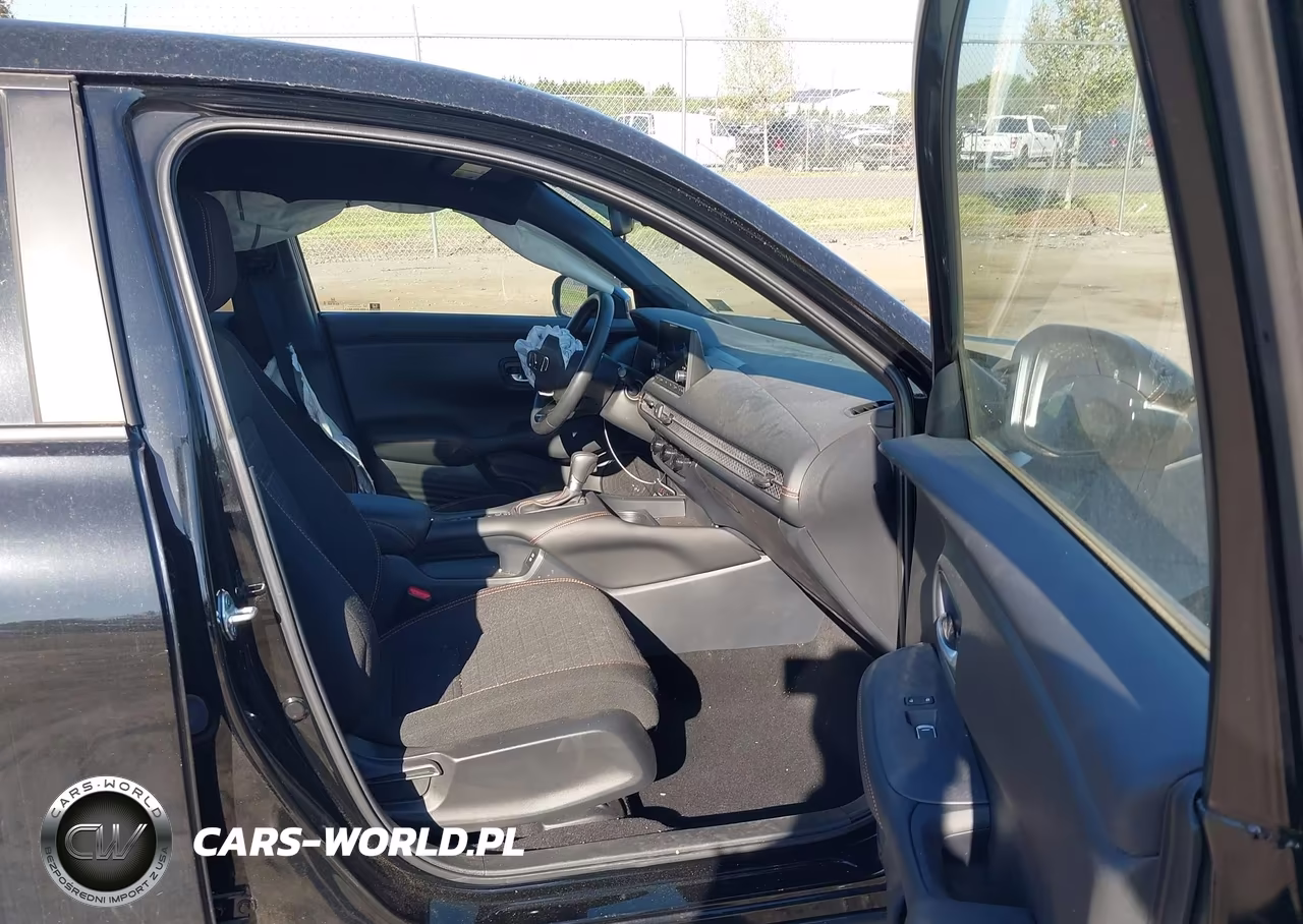 2025 Honda Hr-V Awd Sport VIN:3CZRZ2H55SM749296 - 5