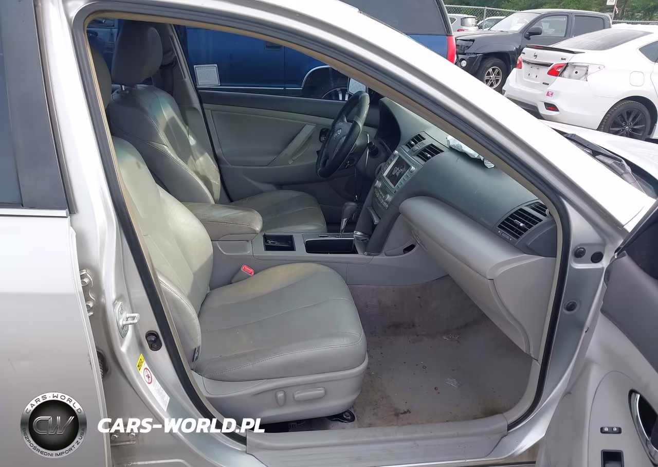 2007 Toyota Camry Hybrid VIN:JTNBB46KX73044126 - 5