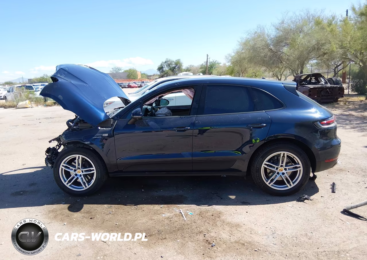 2020 Porsche Macan VIN:WP1AA2A55LLB10759 - 14