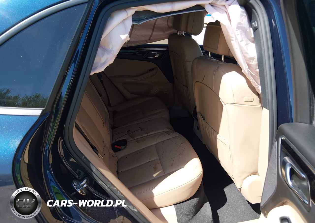 2020 Porsche Macan VIN:WP1AA2A55LLB10759 - 8
