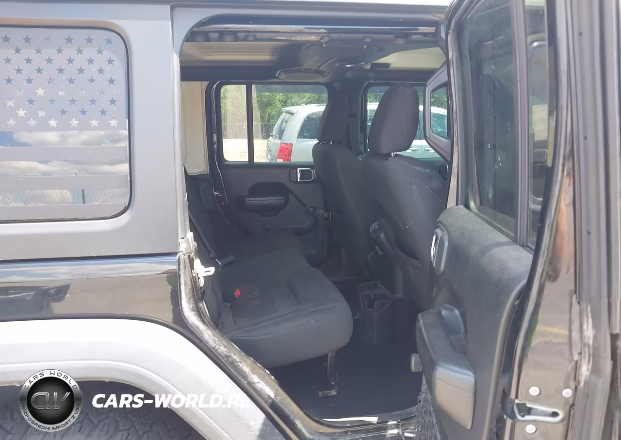 2018 Jeep Wrangler Unlimited Sport 4X4 VIN:1C4HJXDNXJW239083 - 8
