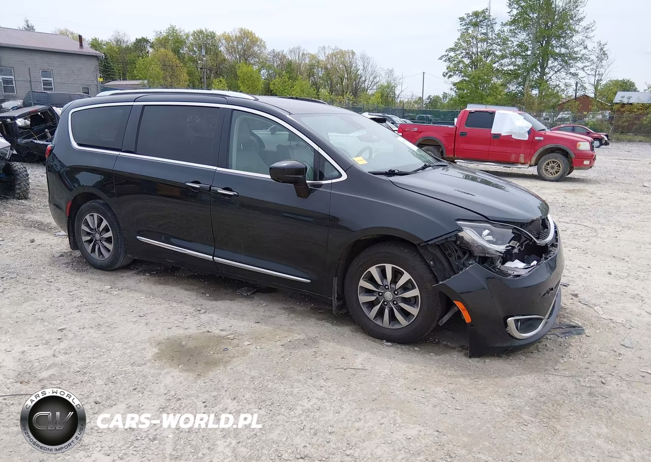 2019 Chrysler Pacifica Touring L Plus