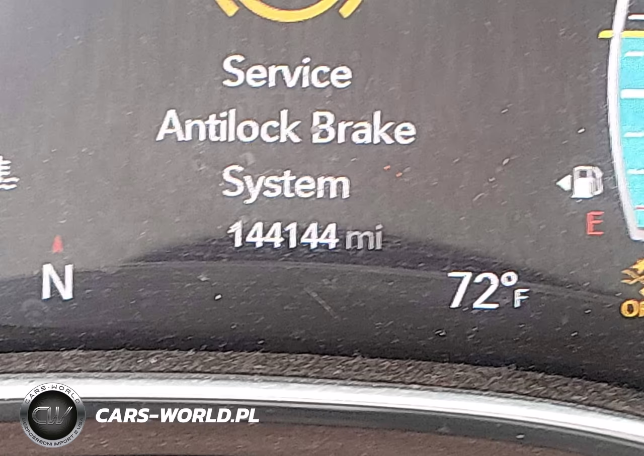 2019 Chrysler Pacifica Touring L Plus VIN:2C4RC1EG8KR681432 - 15