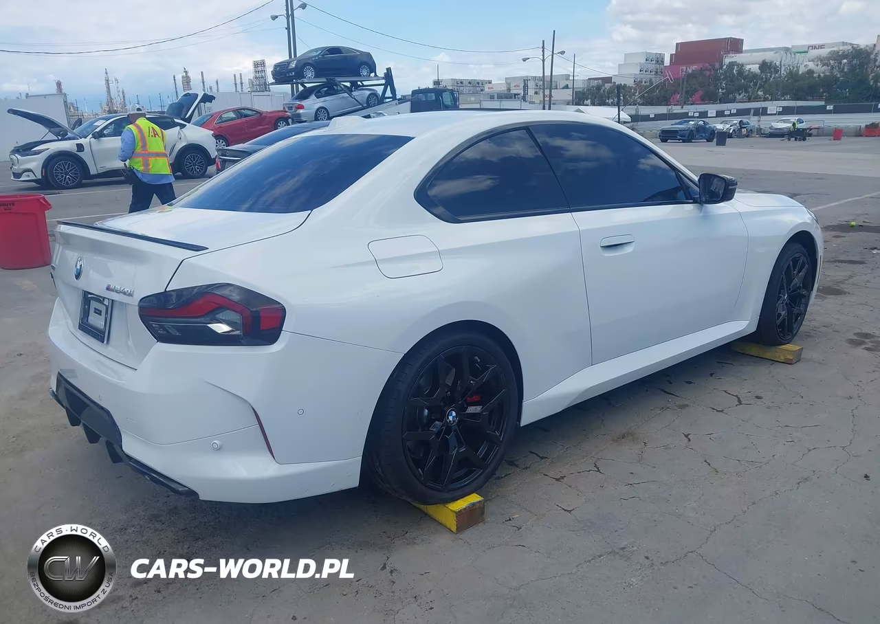 2026 BMW M240 I xDrive VIN:3MW53CM04T8G14484 - 4