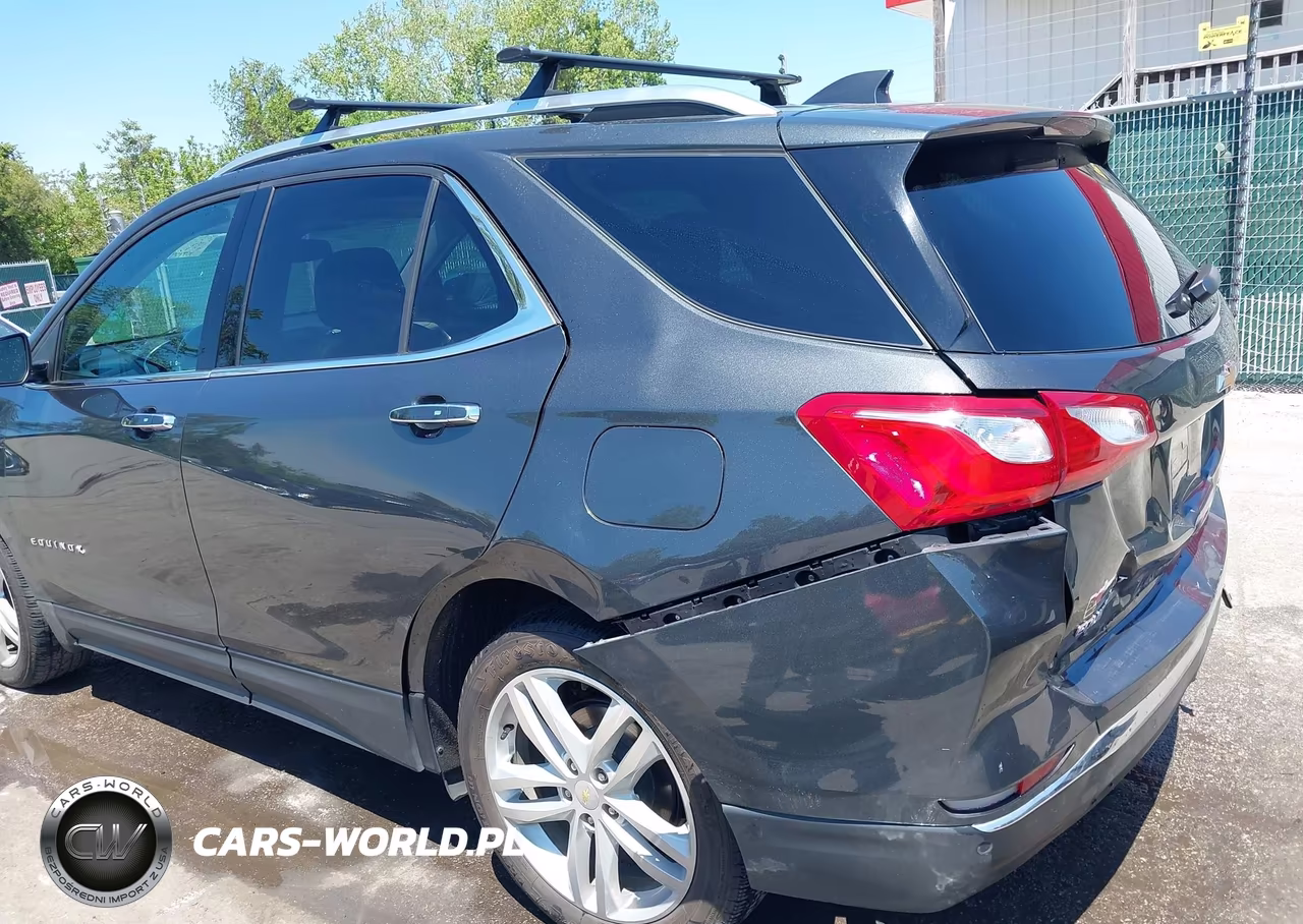 2018 Chevrolet Equinox Premier VIN:2GNAXWEX3J6260756 - 17
