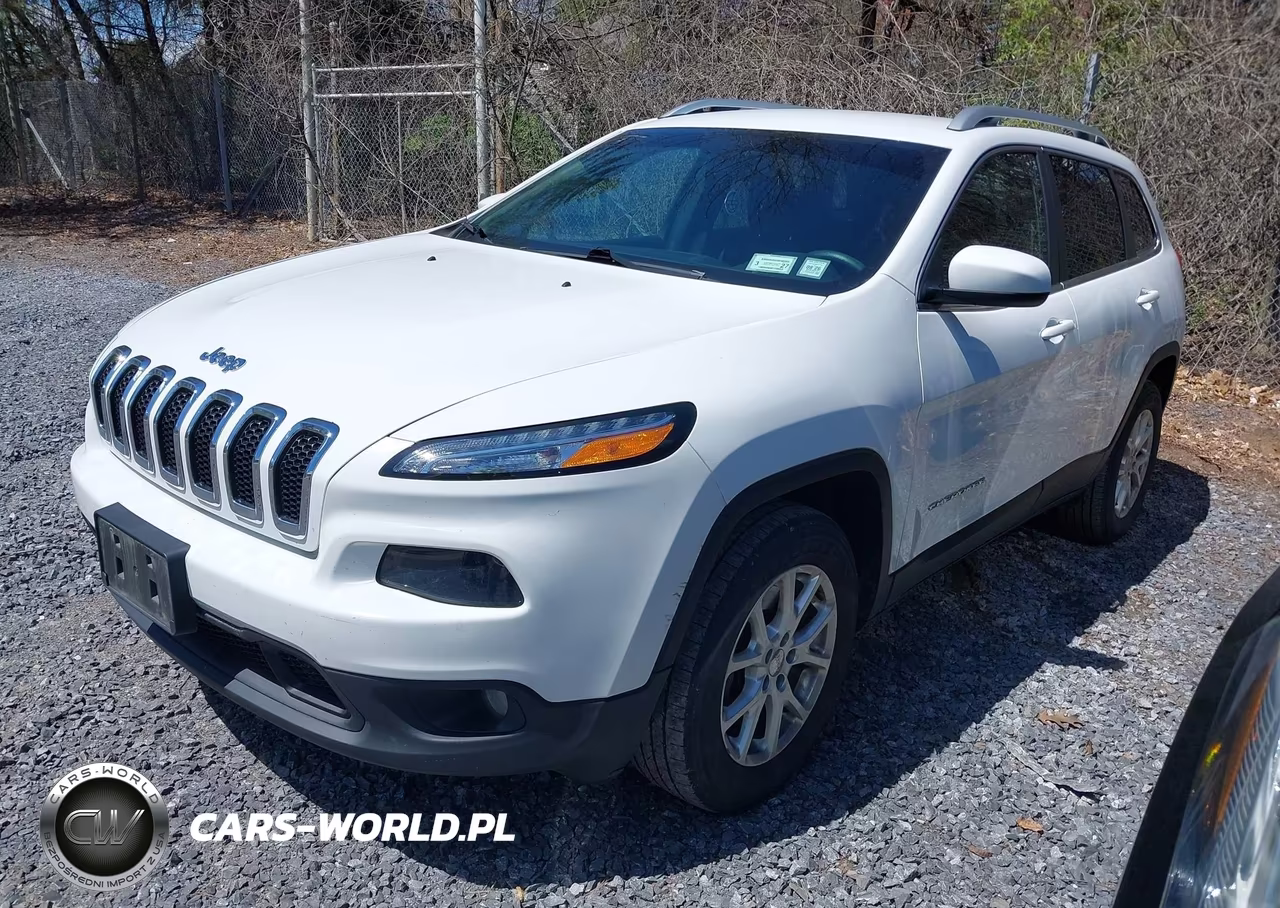 2018 Jeep Cherokee Latitude 4X4 VIN:1C4PJMCB0JD531872 - 2