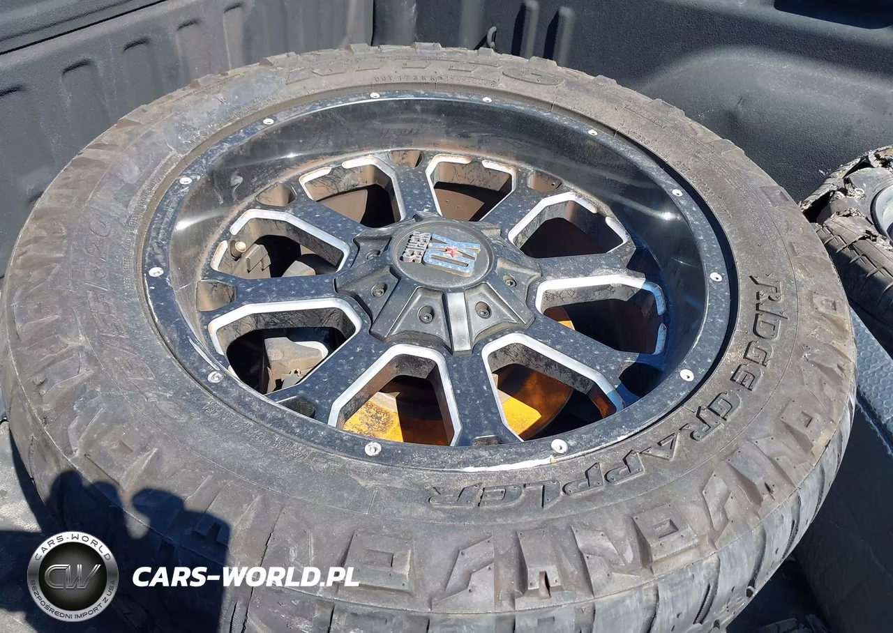 2015 Chevrolet Silverado 1500 1Lt VIN:3GCUCREC9FG463193 - 12