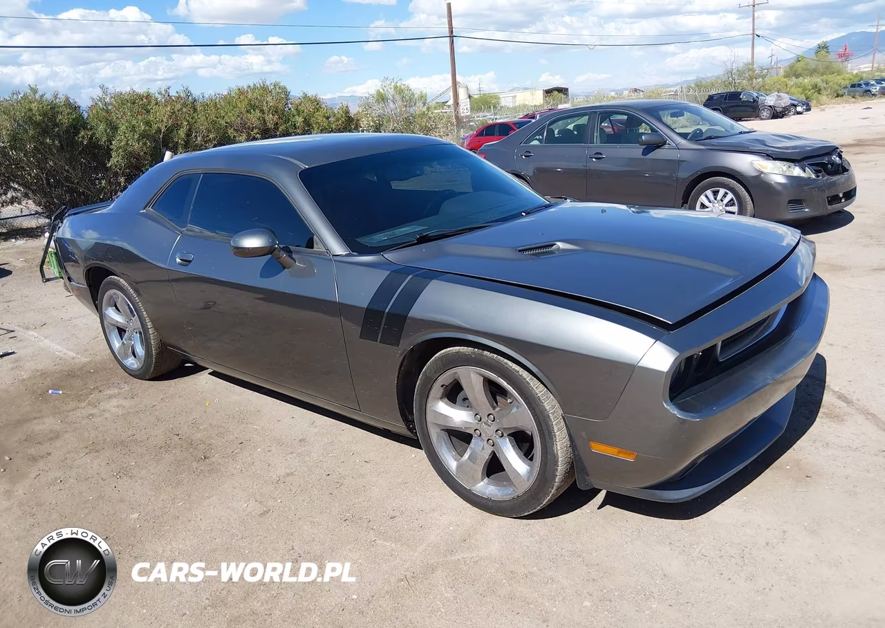 2012 Dodge Challenger Sxt