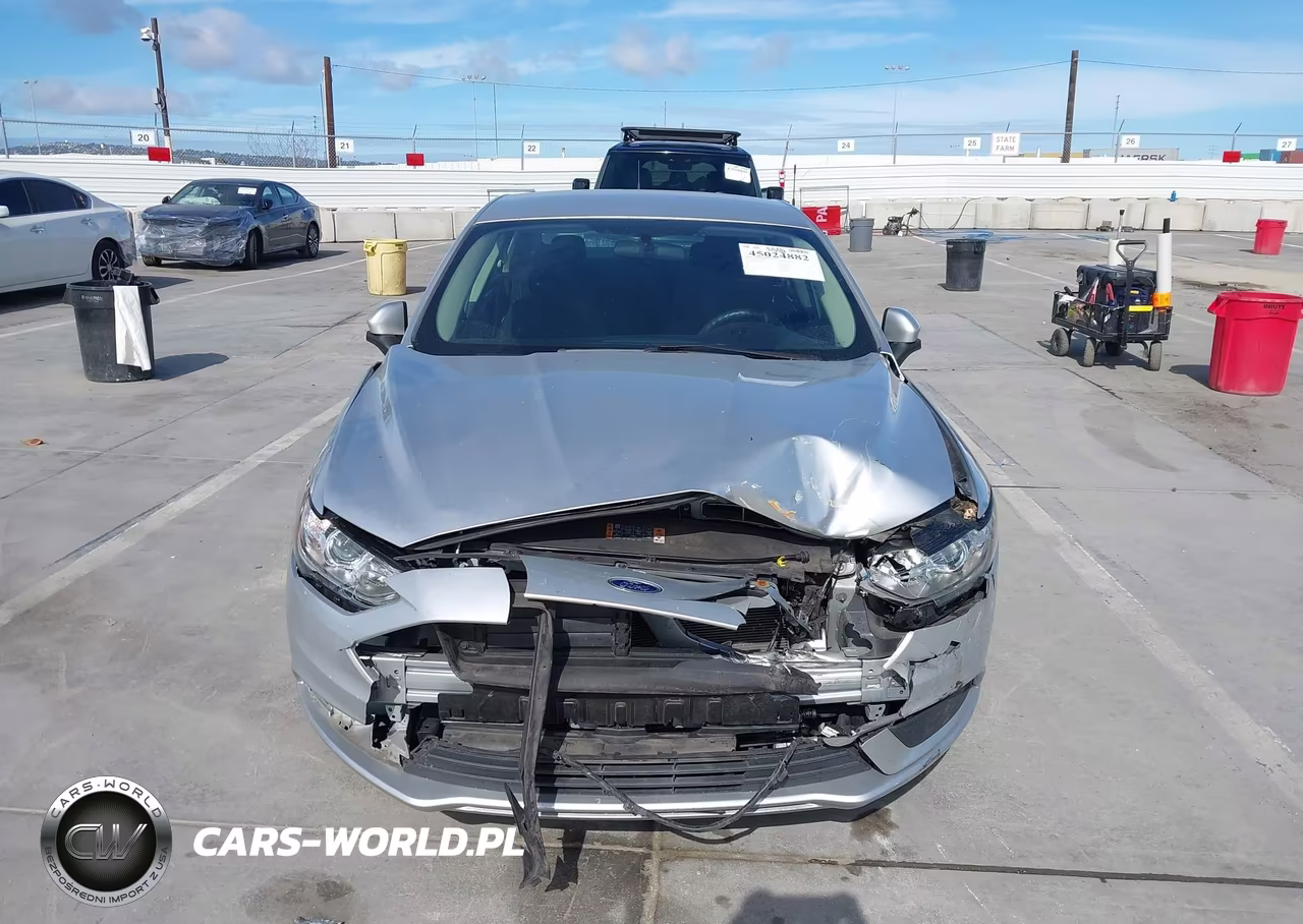 2018 Ford Fusion Hybrid Se VIN:3FA6P0LU3JR269539 - 12