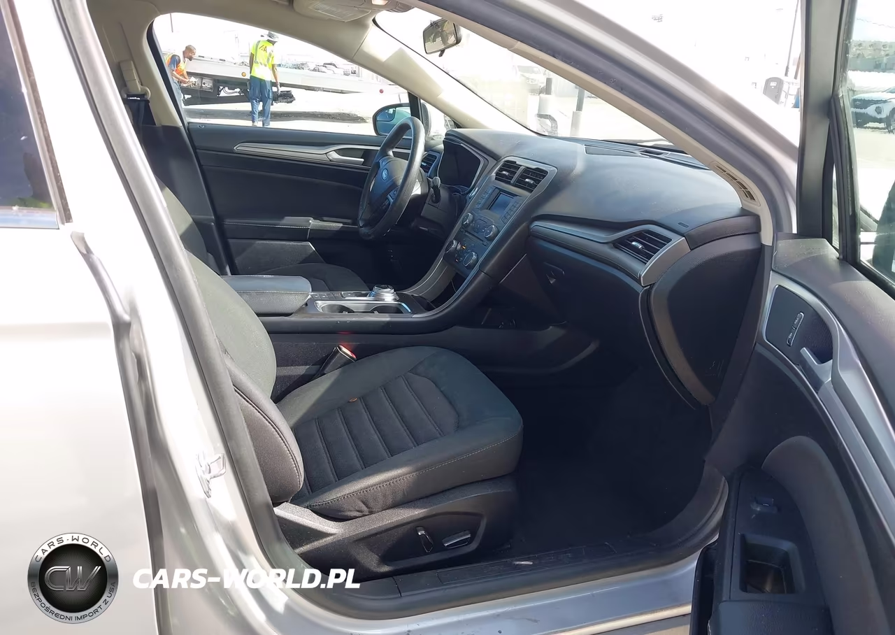 2018 Ford Fusion Hybrid Se VIN:3FA6P0LU3JR269539 - 5