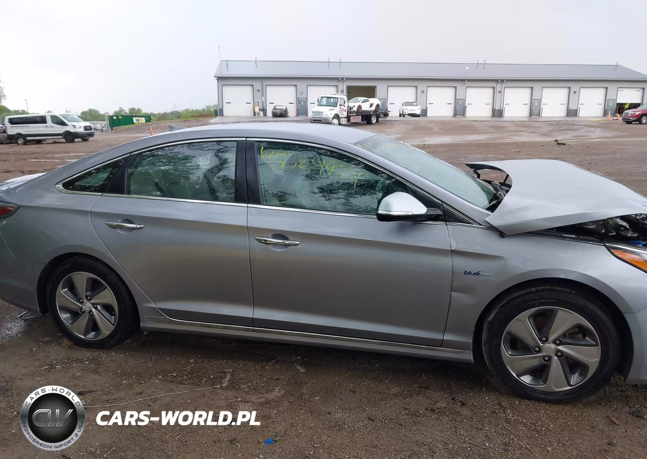 2017 Hyundai Sonata Plug-In Hybrid Limited VIN:KMHE54L27HA045109 - 13
